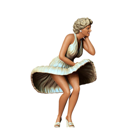 Productfoto 0: Model en acteur icoon - Oudmodieuze vrouw met jurk