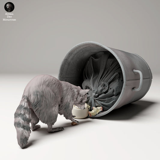 Productfoto Dierfiguur Diorama, Modelbouw: 0: Wilde Dierfiguur: Wasbeer bij het rommelen in de vuilnis (Ref 24_09_08)