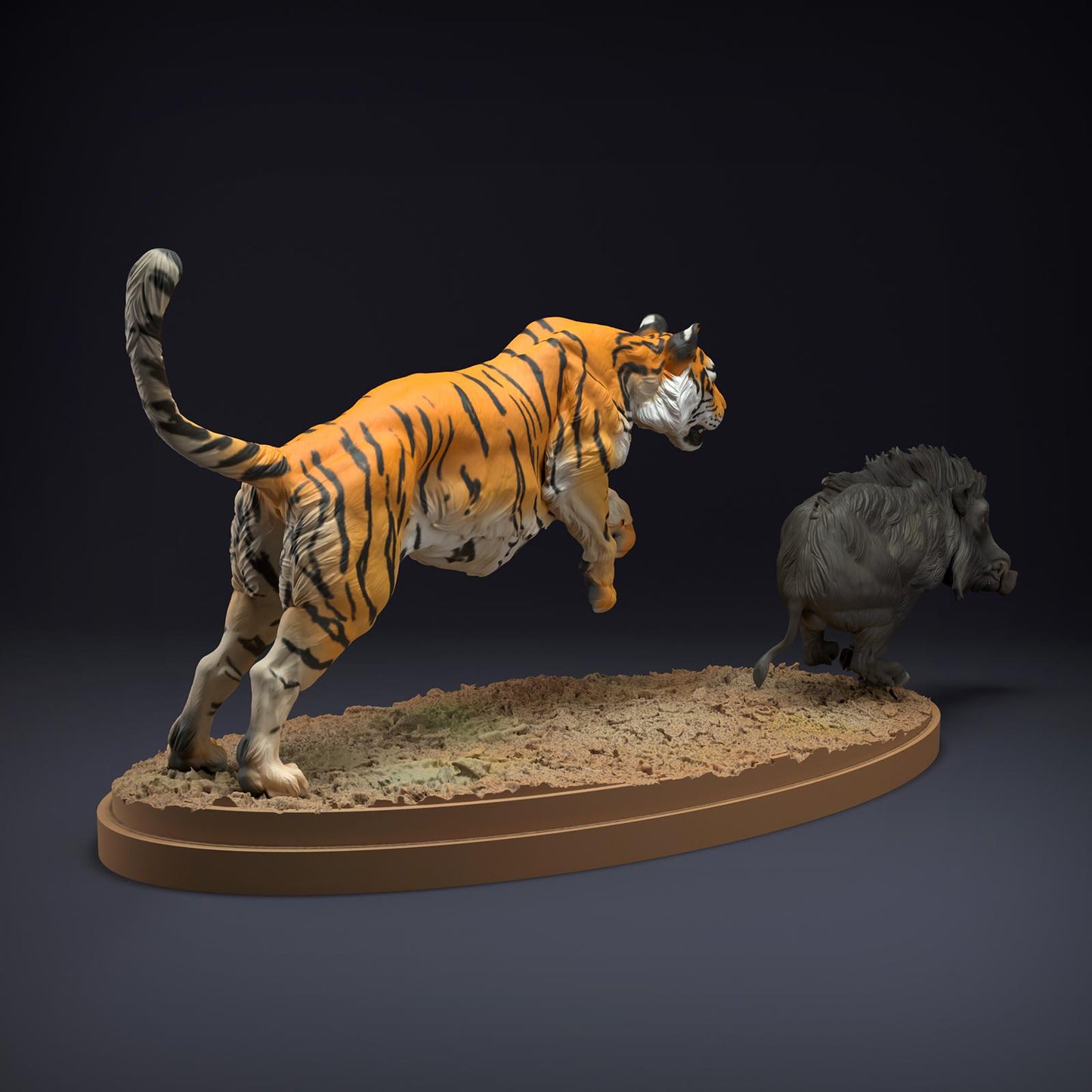 Productfoto Dierfiguur Diorama, Modelbouw: 0: Wilde Dieren Figuren: Bengaalse Tijger en Indisch Wildzwijn – Jacht scène (Ref 01_01_81)