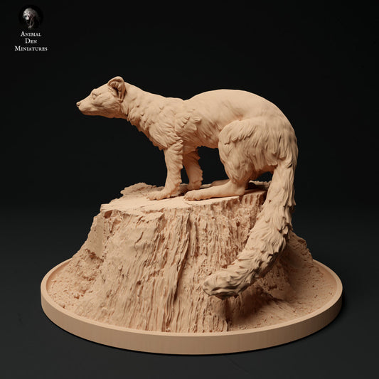 Productfoto Dier Figuur Diorama, Modelbouw: 0: Boommarter op Boomstronk: Dieren uit Europa