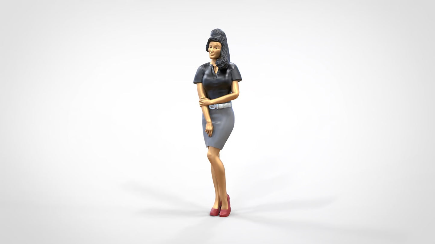 Produktfoto 0: Frau mit Rock und Bluse