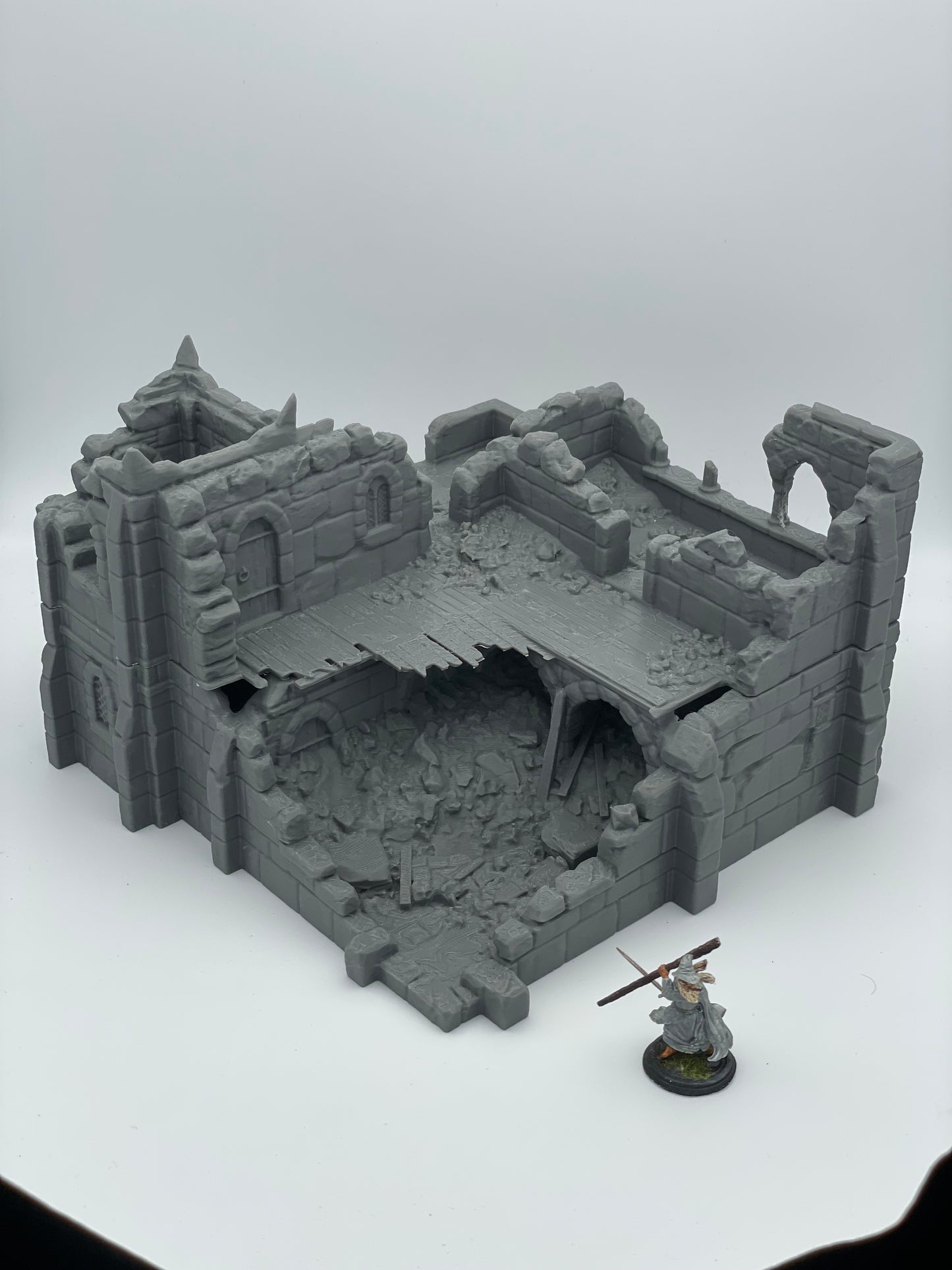 Productfoto Tabletop 28mm The Printing Goes Ever On (TPGEO) 0: Ruïne middeleeuws woonhuis C - Overblijfselen van het gebouw uit het mensenrijk Gonthan