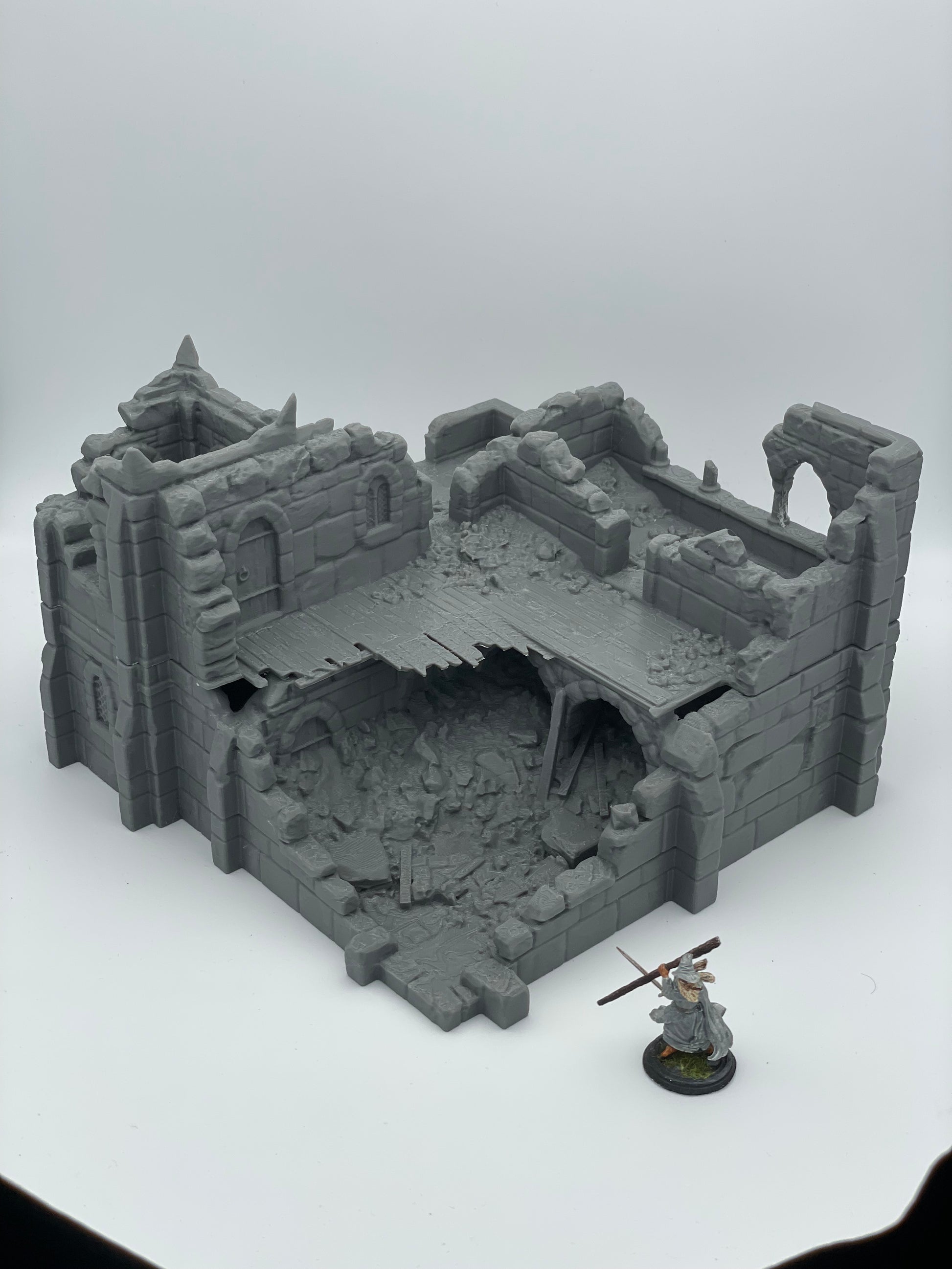 Productfoto Tabletop 28mm The Printing Goes Ever On (TPGEO) 0: Ruïne middeleeuws woonhuis C - Overblijfselen van het gebouw uit het mensenrijk Gonthan