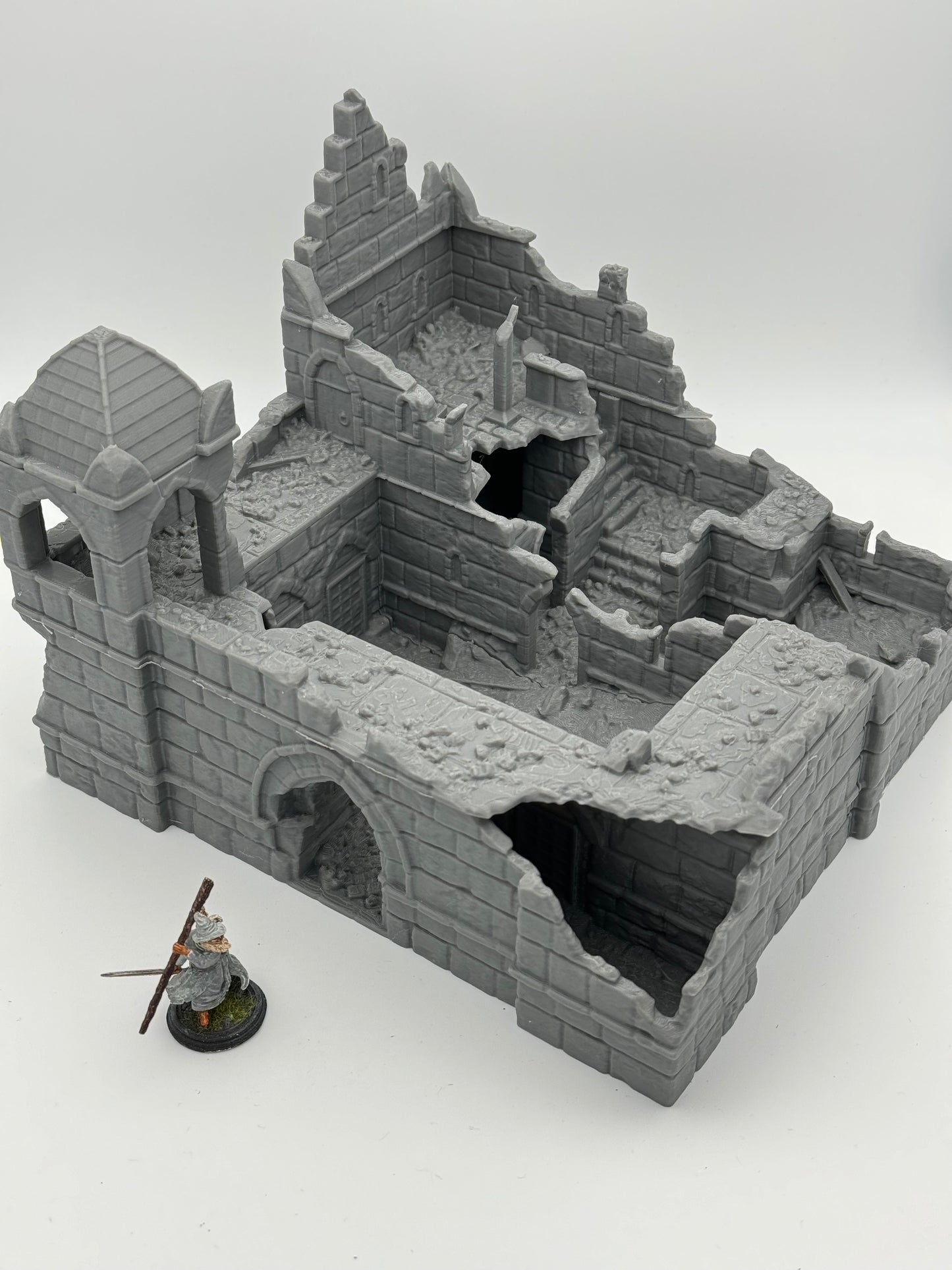 Productfoto Tabletop 28mm The Printing Goes Ever On (TPGEO) 0: Kazerne Ruïnes Ivory City - Gebouw Koninkrijk Gonthan - Kazerne Ruïnes Tabletop Terrain