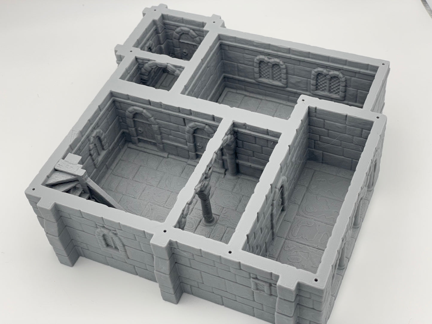 Produktfoto Tabletop 28mm The Printing Goes Ever On (TPGEO) 0: Mittelalterliches Wohnhaus B - Steinernes Gebäude aus dem Menschenreich Gonthan - Begehbares Gelände