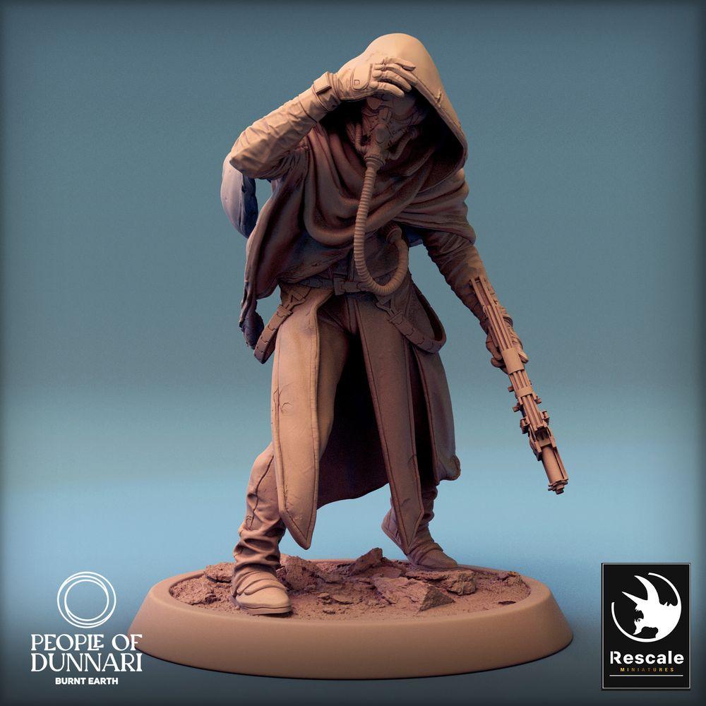 Productfoto Tabletop 28mm Lord of the Print (LotP) 0: Sci-Fi Miniatuur: Zephyr Sandrider - Woestijnverkenner, Wasteland Scout, Nomaden-scherpschutter met gasmasker en langgeweer (24_03_H16)