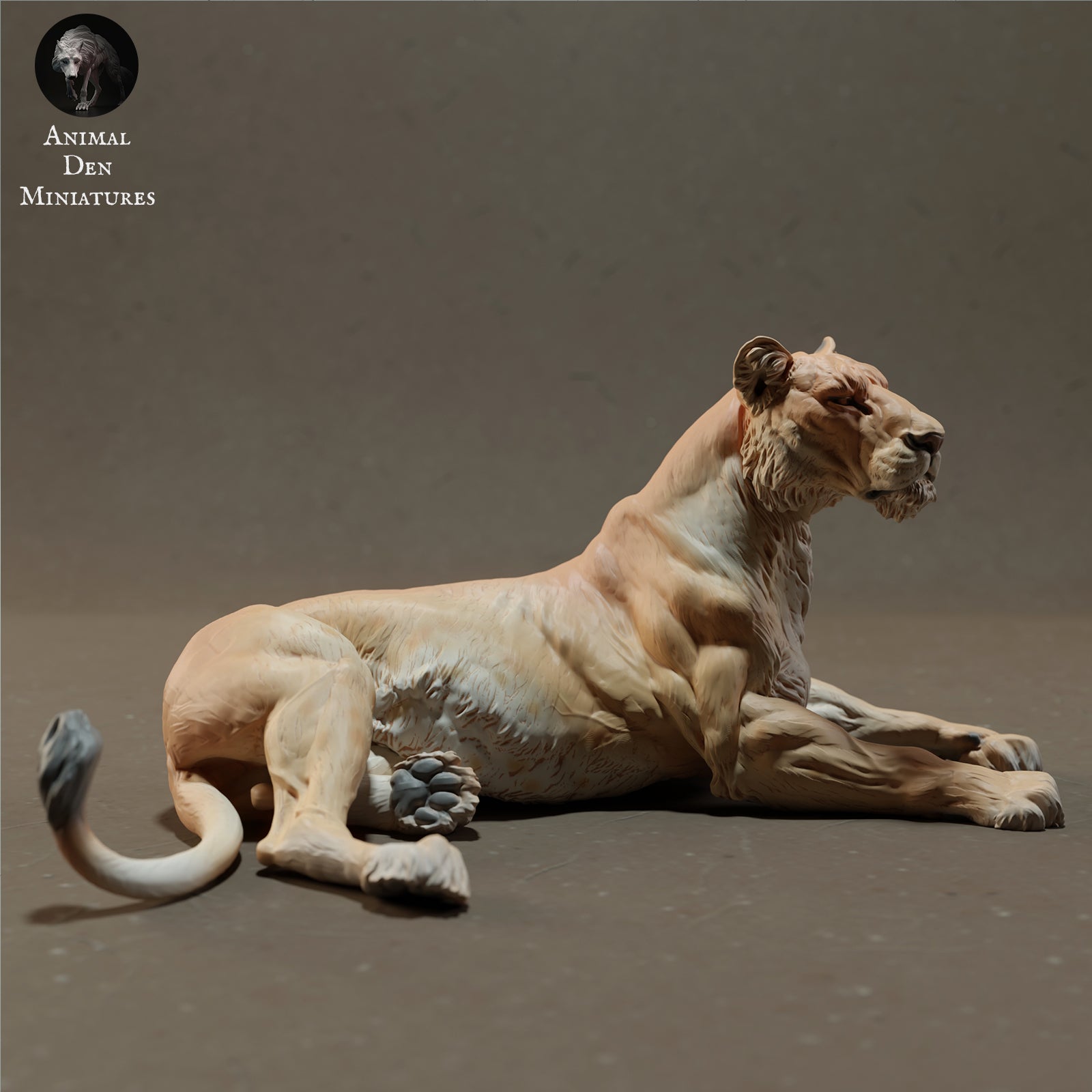 Productfoto Dier Figur Diorama, Modelbouw: 0: Liggende Leeuwin - Dieren van de Savanne