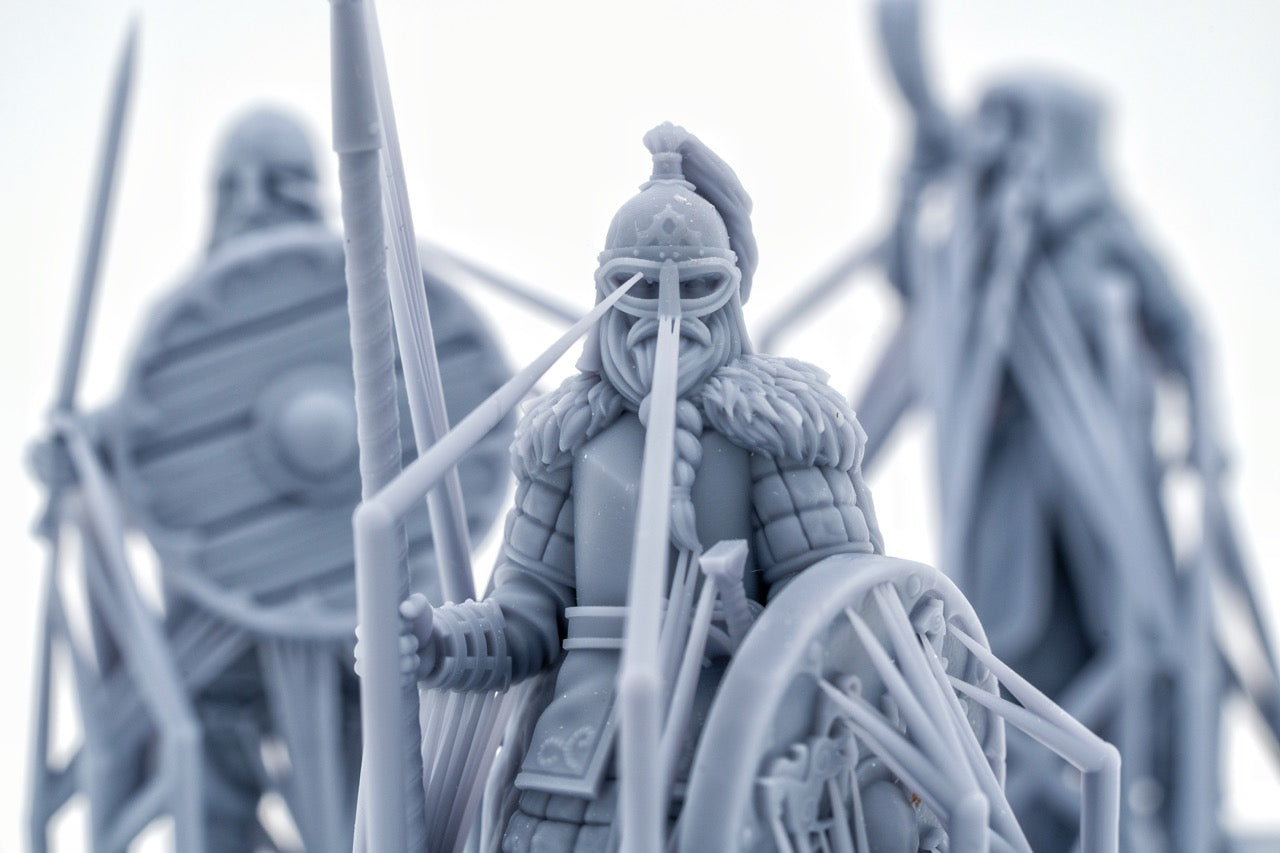 75mm figuren: middeleeuwse en historische mini's, ridders, stadsbewoners, strijders en nog veel meer