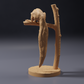 Productfoto dierenfiguur Animal Den Miniatures 4: wilde dierenfiguur: vingerdier - zittend in een boom (26_10_05)