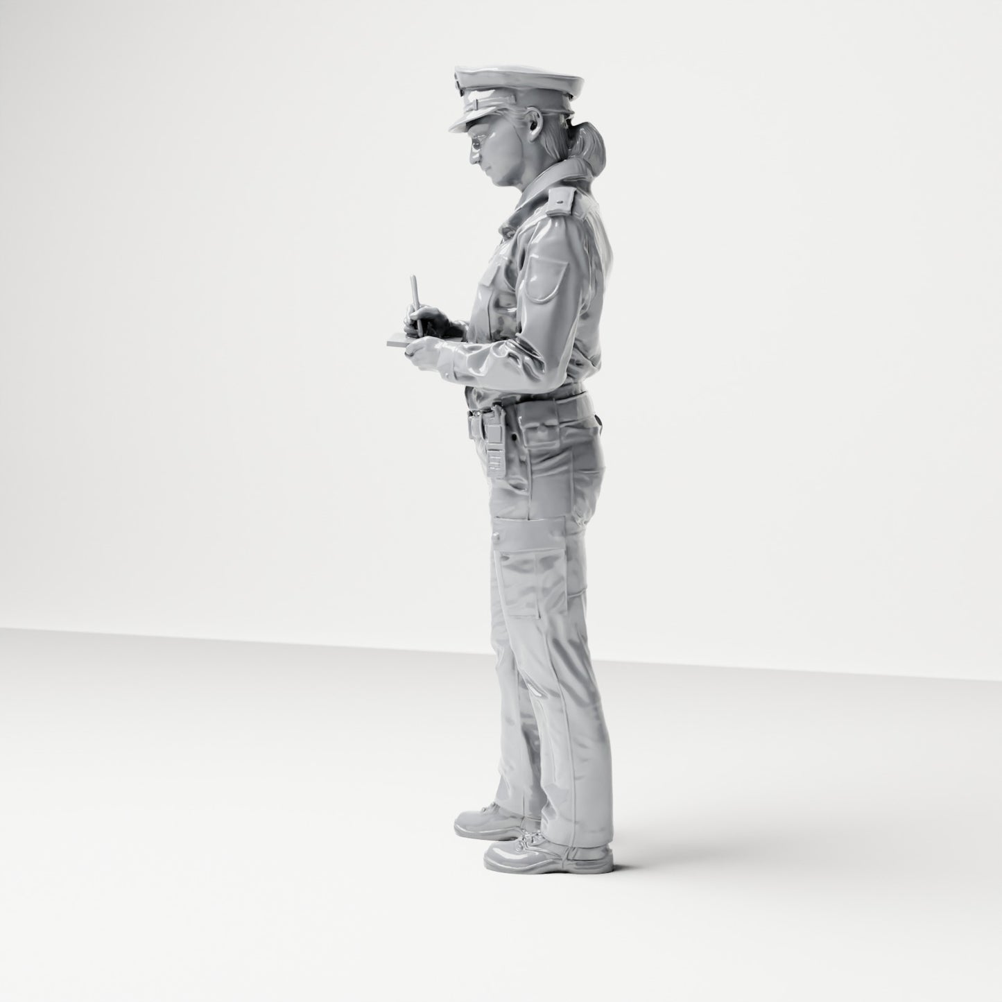 Diorama modelbouw productfoto 1: Staande figuur: Duitse politieagent met dienstpet en handapparaat (B017)
