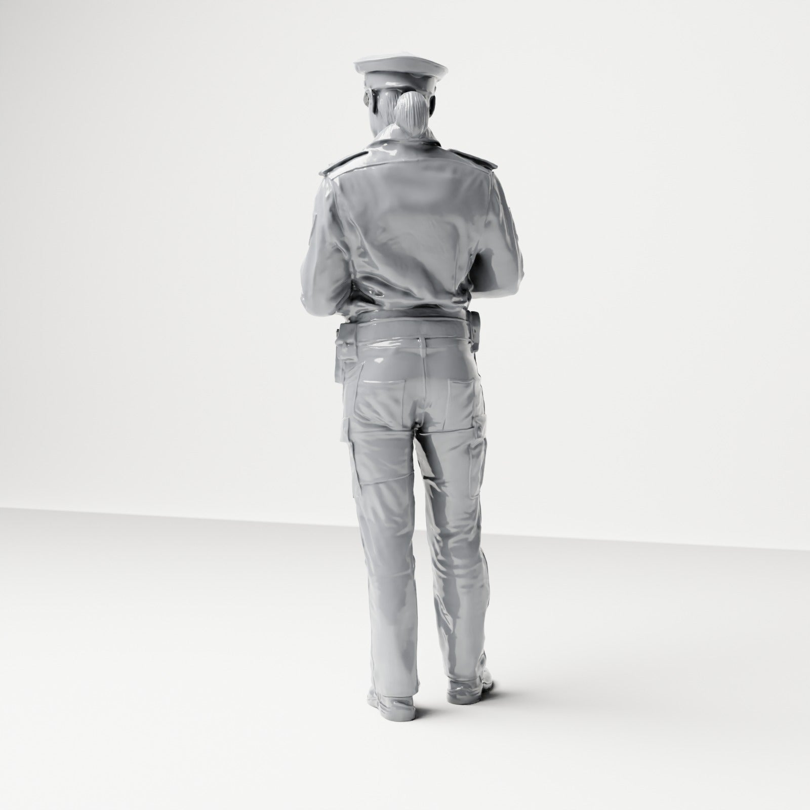 Diorama modelbouw productfoto 2: Staande figuur: Duitse politieagent met dienstpet en handapparaat (B017)