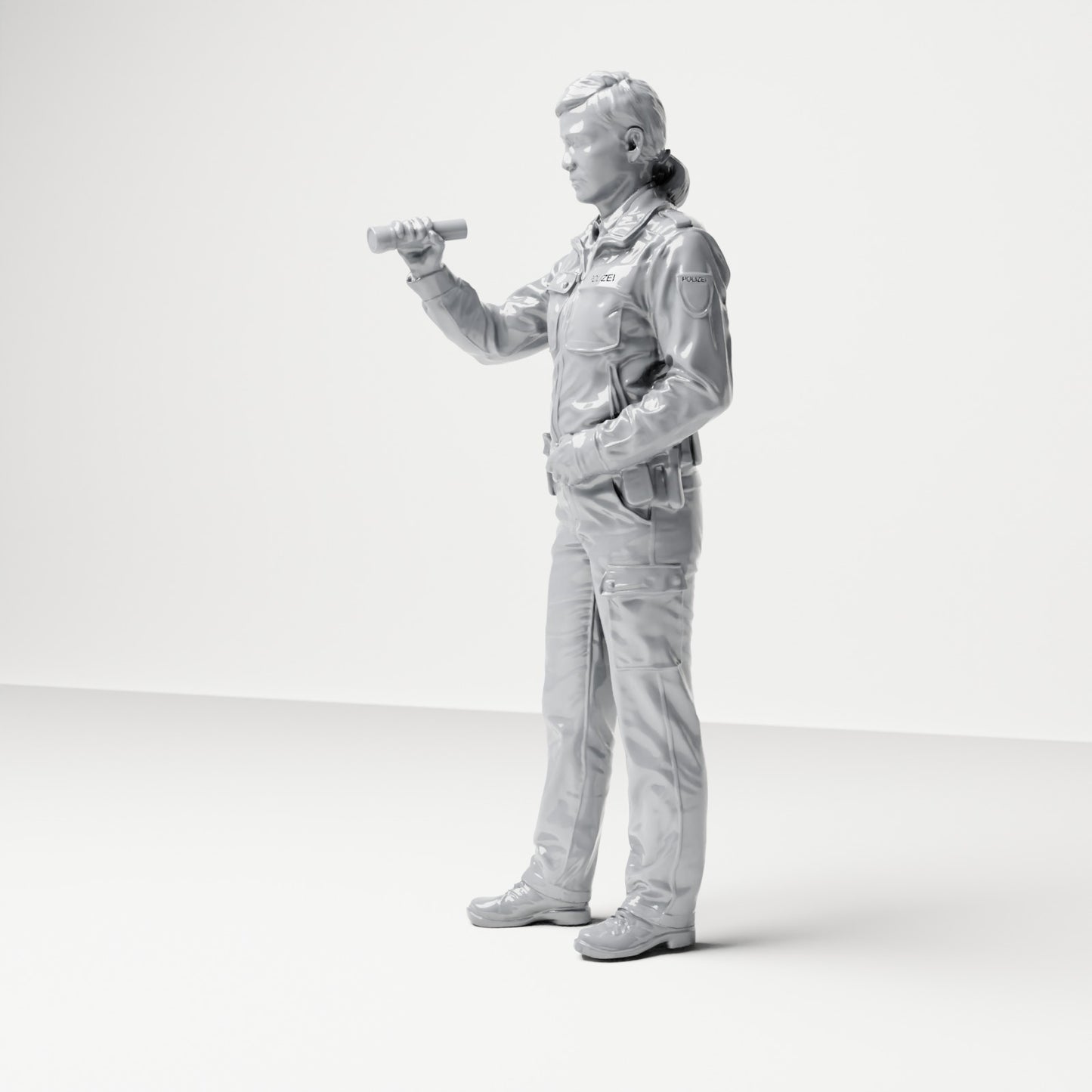 Diorama modelbouw productfoto 1: Staande figuur: Politieagent met dienstgordel & zaklamp (B019)