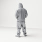 Diorama modelbouw productfoto 2: Staande figuur: Persoon met hoodie, pet & gezichtdoek, handen in de zakken (B034)