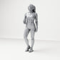 Diorama modelbouw productfoto 0: Staande figuur: Sportvrouw in trainingskleding met drinkfles (B036)