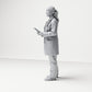 Diorama modelbouw productfoto 1: Staande figuur: arts met klembord & stethoscoop (B044)