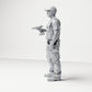 Diorama modelbouw productfoto 1: Staande figuur: ambachtsman met gereedschapstas & accuschroevendraaier (B046)
