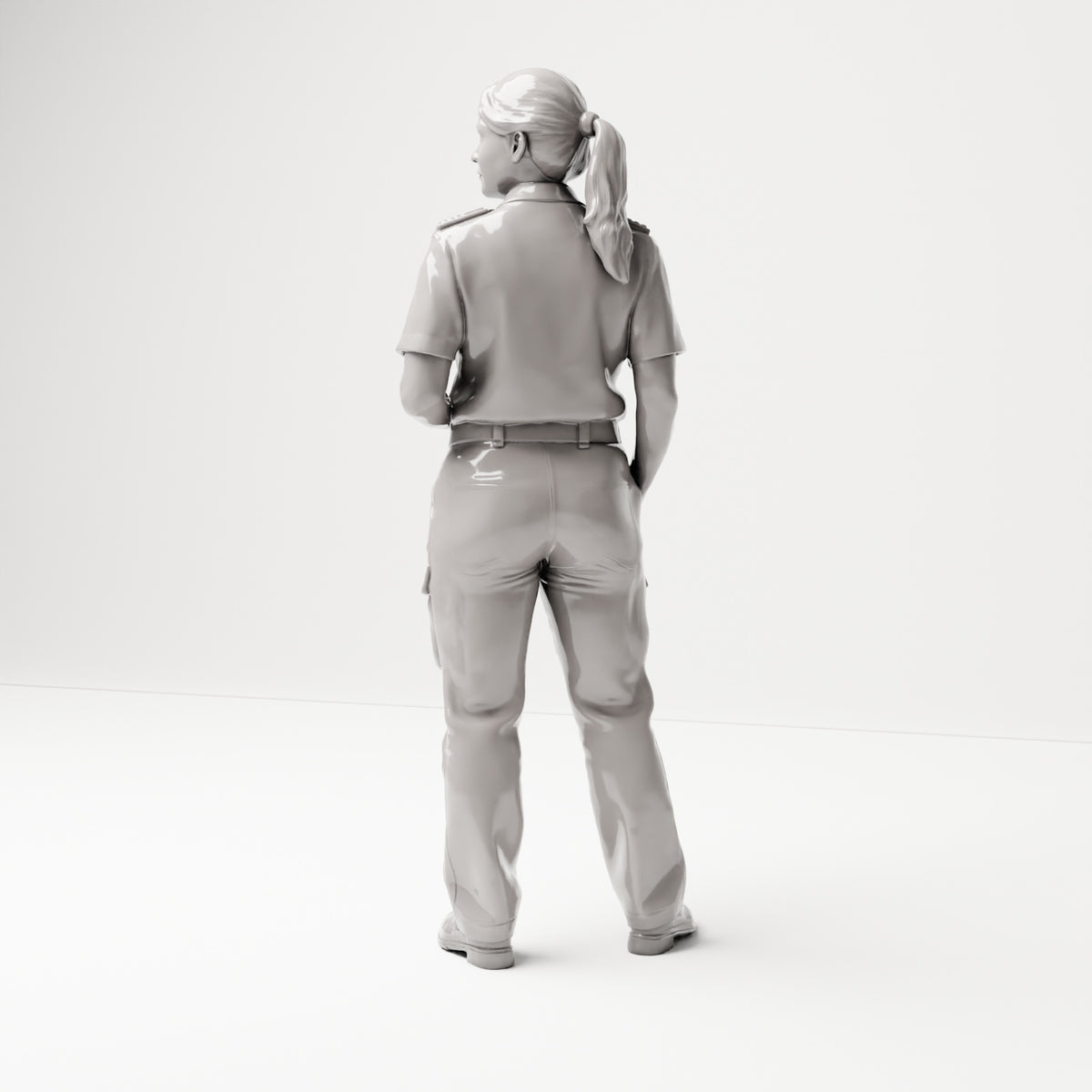 Stehende Figur: Schiffsbesatzungsfrau in Uniform mit Fernglas (B050) - Rueckansicht