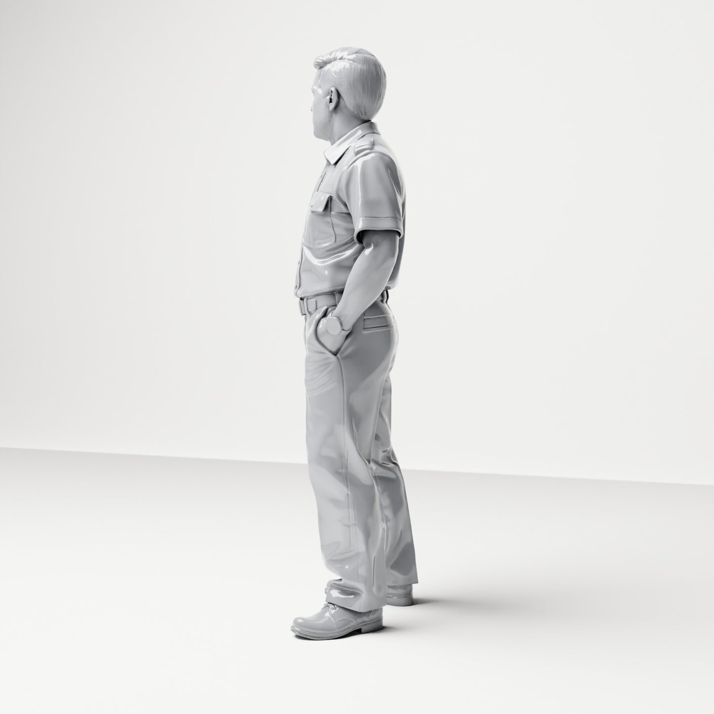 Diorama modelbouw productfoto 1: Staande figuur: scheepsbemanningslid in uniform met schouderstukken (B051)