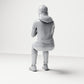 Diorama modelbouw productfoto 2: zittende figuur: toeschouwster met voor de borst gevouwen handen (B058)