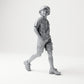 3Drifter-Miniatures B079 Bild 5: Gehende Figur: Junge mit T-Shirt, kurzen Hosen und Turnschuhen (B079)