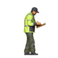 Productfoto diorama en modelbouw miniatuur figuur: verkeersagent met boete en clipboard