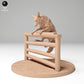 Produktfoto Tier Figur Diorama, Modellbau: 0: Wildtier Figur: springender Kojote über Zaun (Ref 24_11_07)