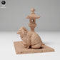Produktfoto Tier Figur Diorama, Modellbau: 0: Wildtier Figur: Tanuki neben japanischer Laterne (Ref 24_11_04)