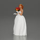 Diorama modelbouw productfoto 0: Diorama figuur: Miniatuur-bruid in een lange witte jurk met boeket (Ref Nr. A132)