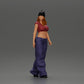 Diorama modelbouw productfoto 0: Miniatuurfiguur: Hip-Hop Lowrider vrouw met pet, korte top & baggy-broek (Ref Nr. A103)
