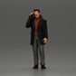 Diorama modelbouw productfoto 0: Dioramafiguur - Turkse man in mantel met coltrui, telefonerend (Ref Nr. A78)