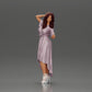 Diorama modelbouw productfoto 0: Miniatuur-figuur: Vrouw in lange trouwjurk met hoge hakken, elegant poserend (Ref Nr. A109)