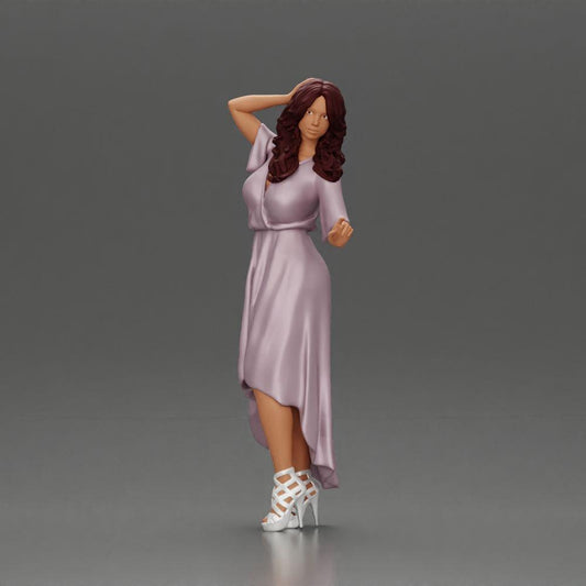 Diorama modelbouw productfoto 0: Miniatuur-figuur: Vrouw in lange trouwjurk met hoge hakken, elegant poserend (Ref Nr. A109)