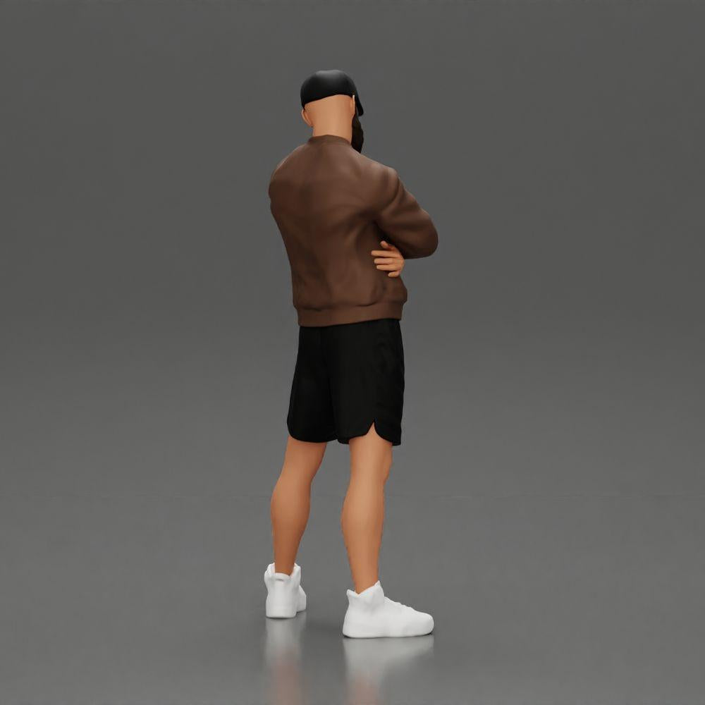 Diorama modelbouw productfoto 2: Figuur: Man met gekruiste armen, pet, jas, shorts, sportschoenen (Ref Nr. A125)