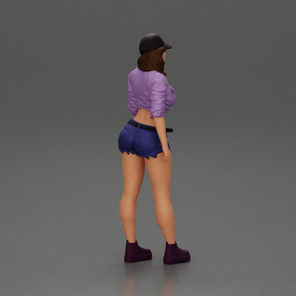 Diorama modelbouw productfoto 2: Diorama-miniatuur: Vrouwelijke figuur in muts, geknoopt shirt en shorts, wachtend (Ref Nr. A104)