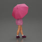 Diorama modelbouw productfoto 2: Vrouwelijke diorama-figuur in open vest en korte broek met paraplu (Ref Nr. A92)