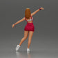 Diorama modelbouw productfoto 3: Diorama-figuur: dynamische vrouw in rode sportoutfit, staande pose, sportschoenen (Ref Nr. A124)