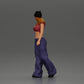 Diorama modelbouw productfoto 4: Miniatuurfiguur: Hip-Hop Lowrider vrouw met pet, korte top & baggy broek (Ref Nr. A103)