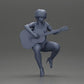 Diorama modelbouw productfoto 6: Miniatuur: Vrouw met kort haar speelt akoestische gitaar ketting, sandaaltjes (Ref Nr. A128)