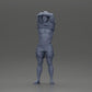 Diorama modelbouw productfoto 6: Staande miniatuur: gespierde man in shorts trekt T-shirt over zijn hoofd (Ref Nr. A90)