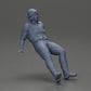 Diorama modelbouw productfoto 7: Zittende miniatuurfiguur, man in historische kleding met muts en bretels (Ref Nr. A84)