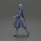 Diorama modelbouw productfoto 10: Diorama figuur: Miniatuurfiguur vrouw in rode jurk met bontaccent in stapende pose - Diorama (Ref Nr. A117)