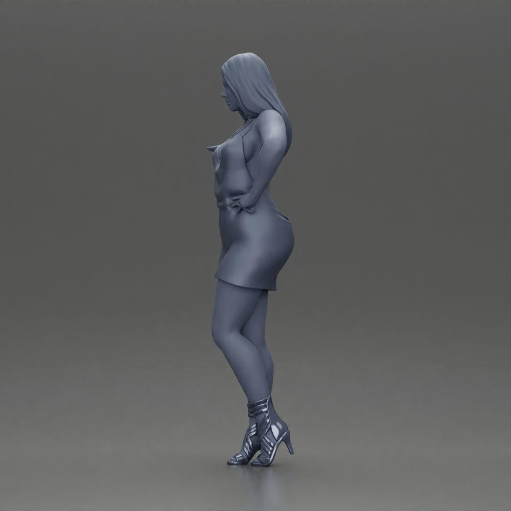 Diorama modelbouw productfoto 11: Dioramafiguur: elegante vrouw in minikleed, uitgestrekte hand, halsketting (Ref Nr. A118)