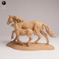 Productfoto Dierfiguur Diorama, Modelbouw: 0: Wilde Dierfiguren: galopperende Mustang Merrie en Veulen – Paarden (Ref 25_09_05)