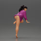 Diorama modelbouw productfoto 1: Diorama-miniatuur: Vrouwelijke figuur in lange blouse en bikini, leunend op tafel (Ref Nr. A52)