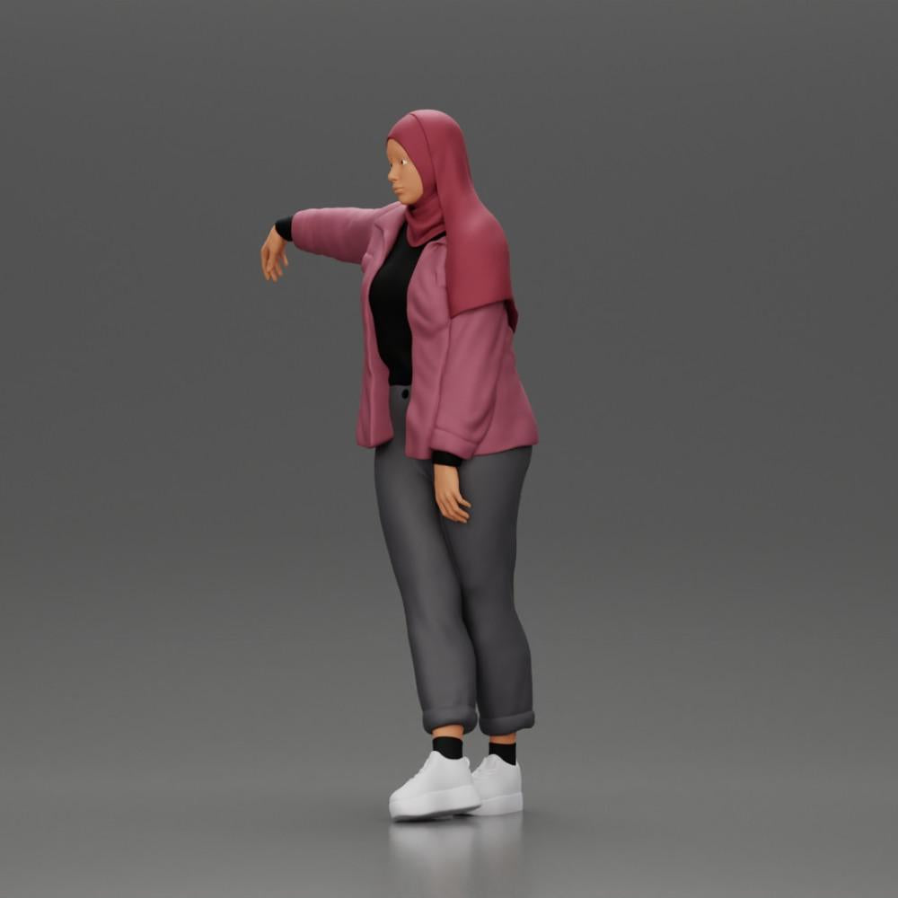 Diorama modelbouw productfoto 5: Diorama-figuur vrouw met hoofddoek en jas, leunend tegen de auto, arm uitgestrekt (Ref Nr. A59)