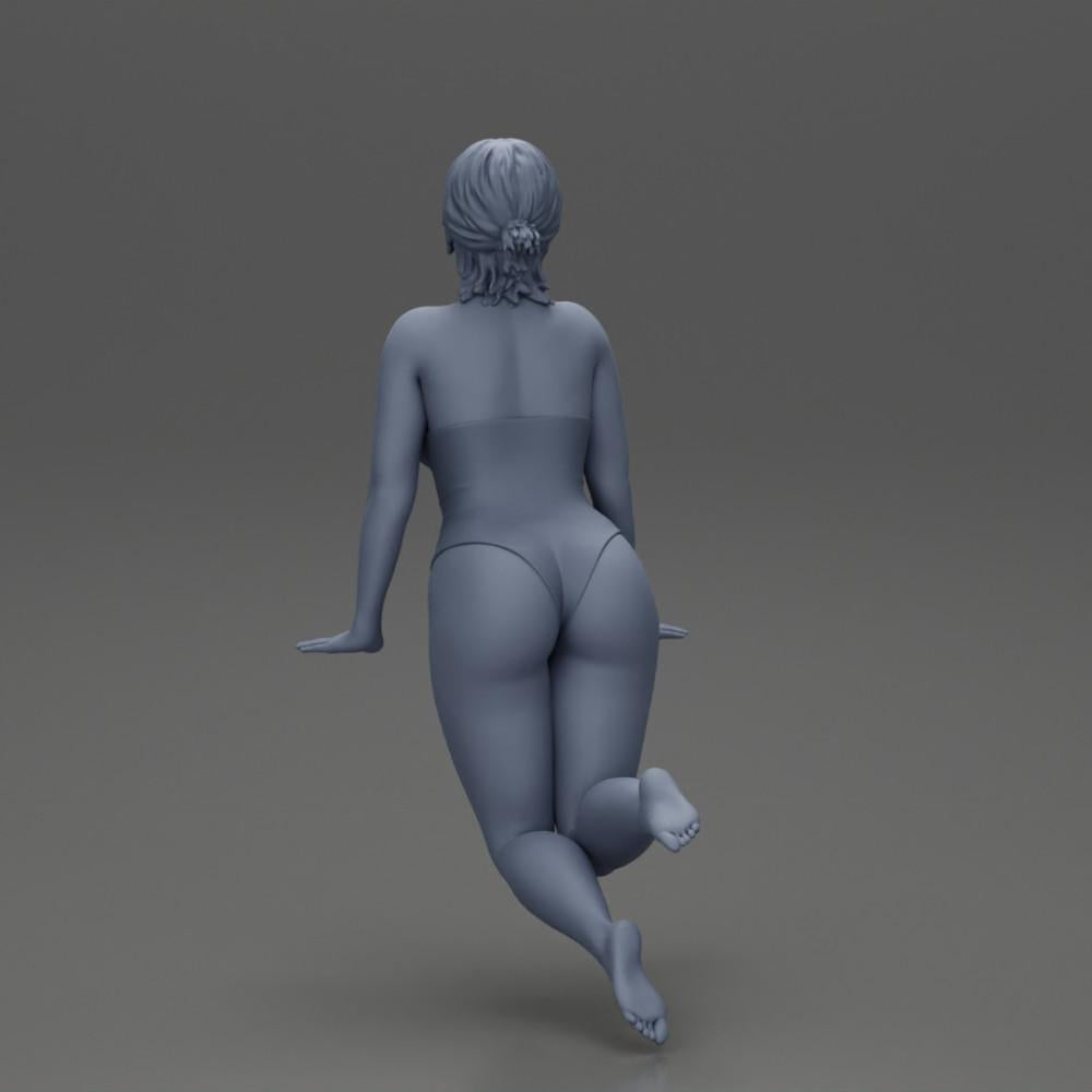 Diorama modelbouw productfoto 10: Diorama-miniatuur: Vrouw in een eenpiece badpak aan de rand van het zwembad, naar voren gebogen (Ref Nr. A55)