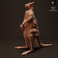 Productfoto dierenfiguur Animal Den Miniatures 2: Wild dierfiguur: Rode reuzenkangoeroe Jack (23_04_03)