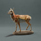 Productfoto dierenfiguur Animal Den Miniatures 0: Wilde dierenfiguur: gaffelbok - vrouwtje (22_10_08)