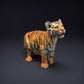 Produktfoto Tierfigur Animal Den Miniatures 4: Wildtier Tierfigur: Bengalisches Tigerjunges (22_08_10)