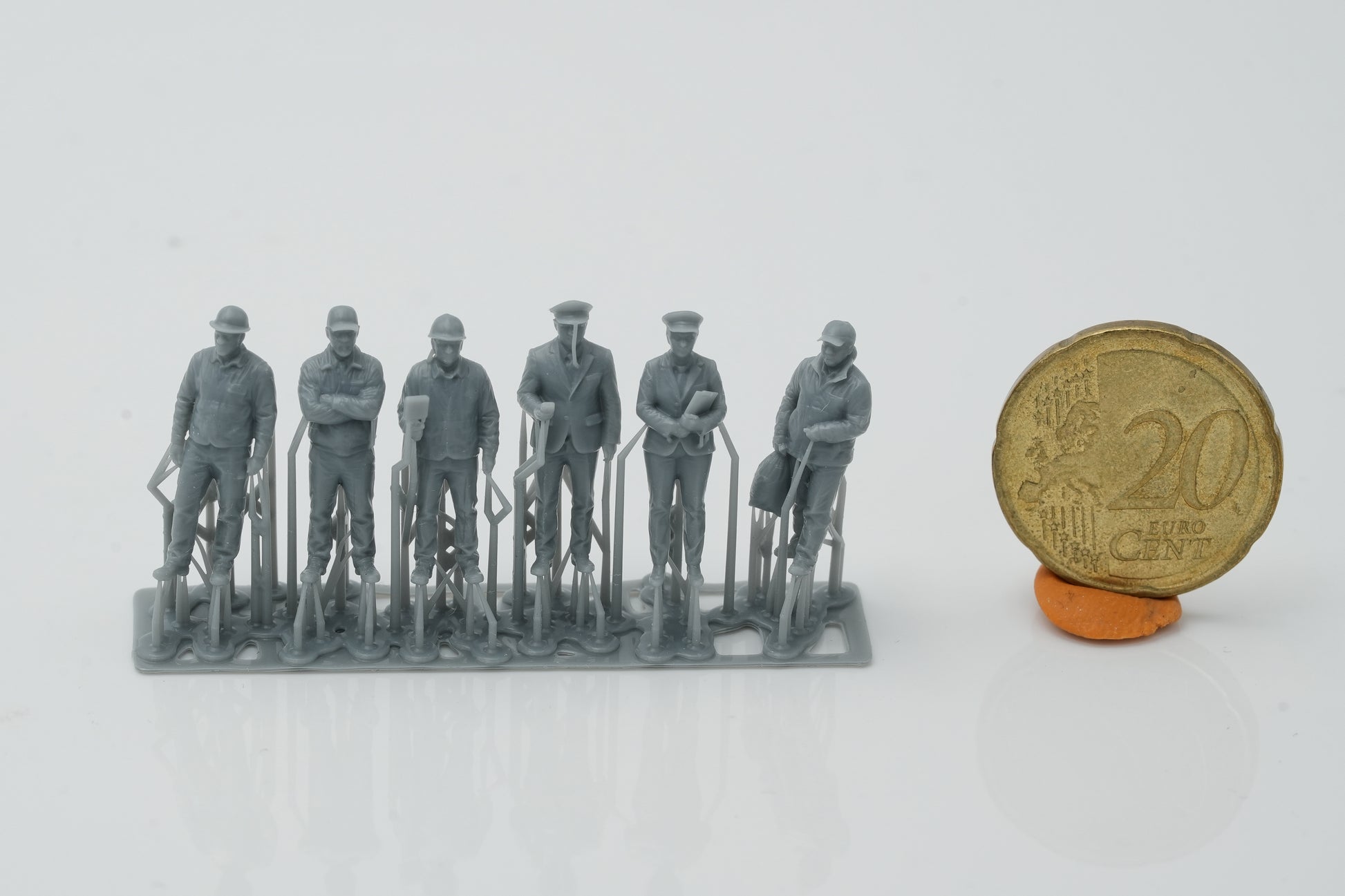 Diorama modelbouw productfoto 0: Spoorpersoneel figuren set 2 - 6 figuren (h0_28)